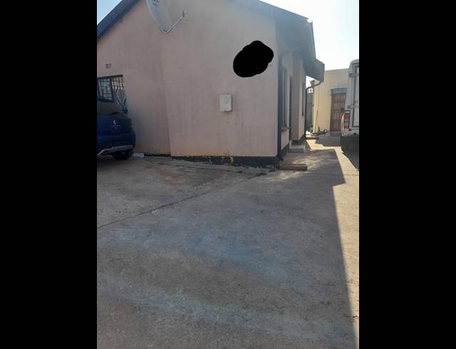 2 BEDROOM PROPERTY TO RENT IN RABIE RIDGE